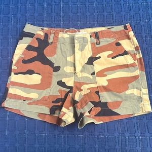 Outerknown camp shorts size 12